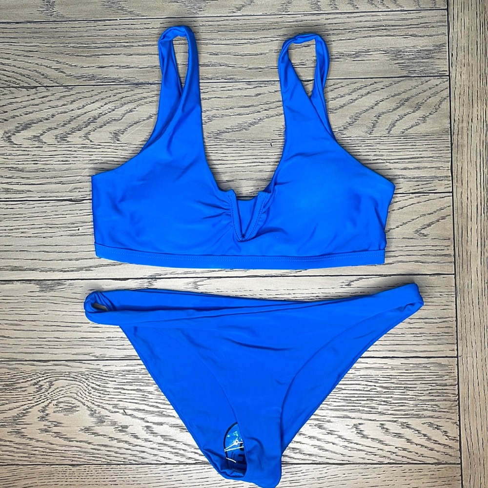 SHEIN Brand New V Wired Blue Two Piece Bikini